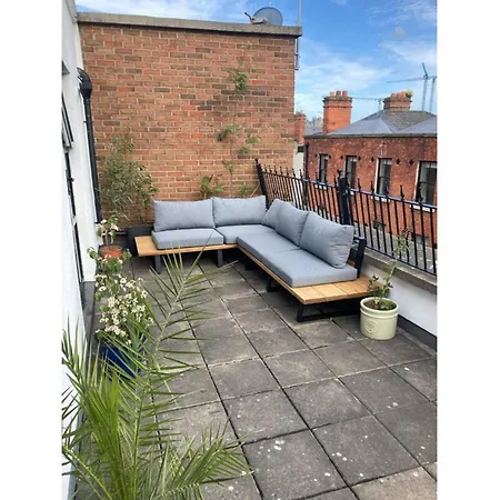 2 Bed City Centre Penthouse With Cathedral Views Appartement Dublin