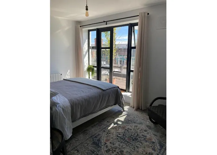 2 Bed Centre Penthouse With Cathedral Views アパート ダブリン