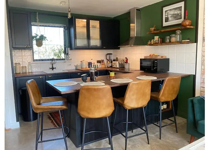 2 Bed Centre Penthouse With Cathedral Views Dublin