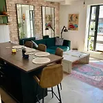 2 Bed Centre Penthouse With Cathedral Views Апартаменты *